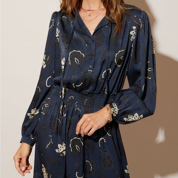Tucker Juliette Dress in Silk Stretch Charmeuse Legacy Lace - Picture 2 of 4